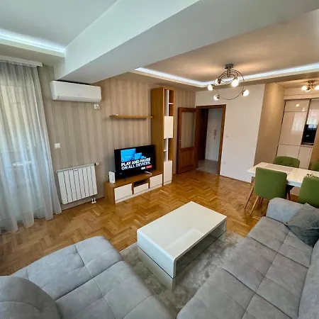 Modern Elegant W Free Parking Sarajevo